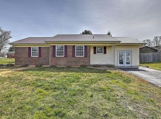 954 Meadowbrook Rd, Afton, TN 37616