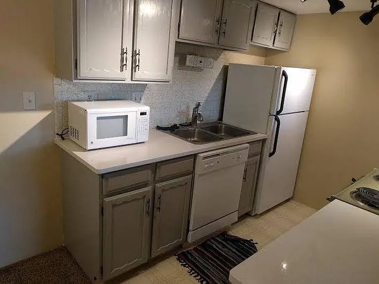 645 Manhattan Pl #309 — Photo 8
