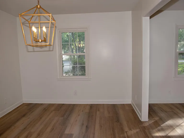 1203 Calais Dr — Photo 6