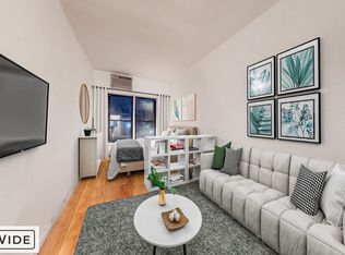 302 E 90th St APT 1B, New York, NY 10128