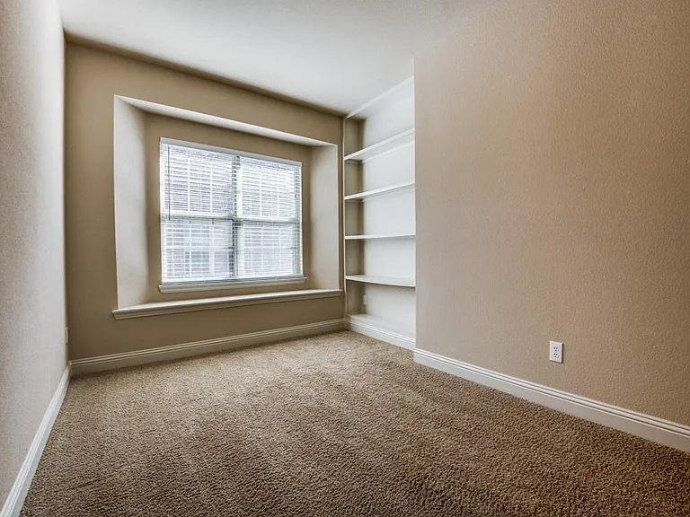 2150 Nocona Dr — Photo 11