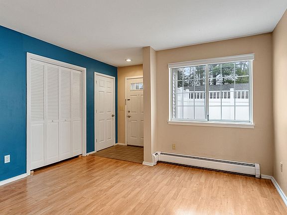 5th image of 82 Winding Brook Drive