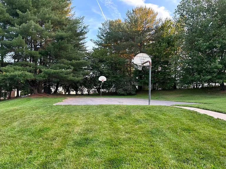 11139 Captains Walk Ct — Photo 11