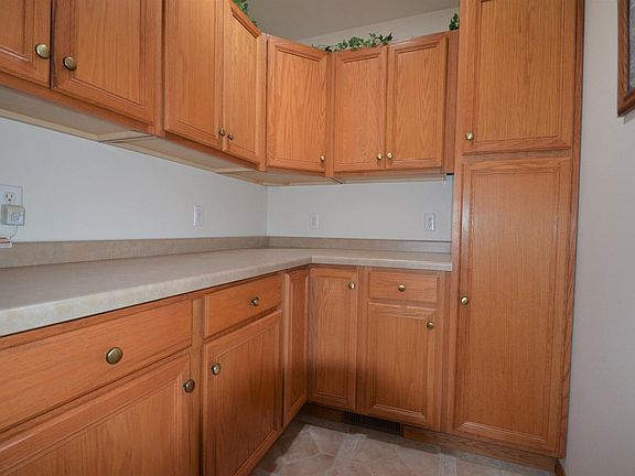 Butlers pantry off kitchen