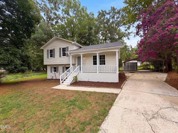 11 Chanter Ct, Durham, NC 27705