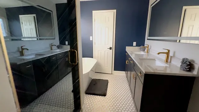 500 Hollywood Ave — Photo 11