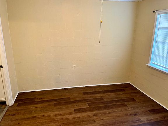 5th image of 2150 Elissalde St APT 7