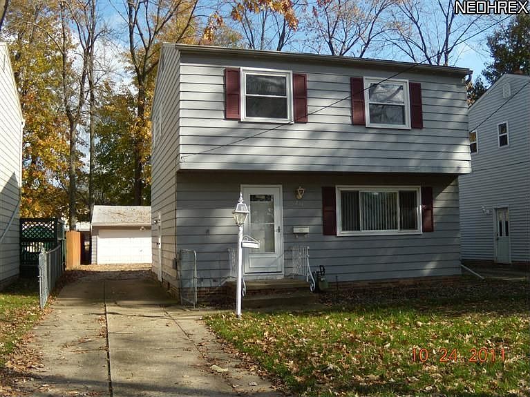 1st image of 251 Parkway Dr