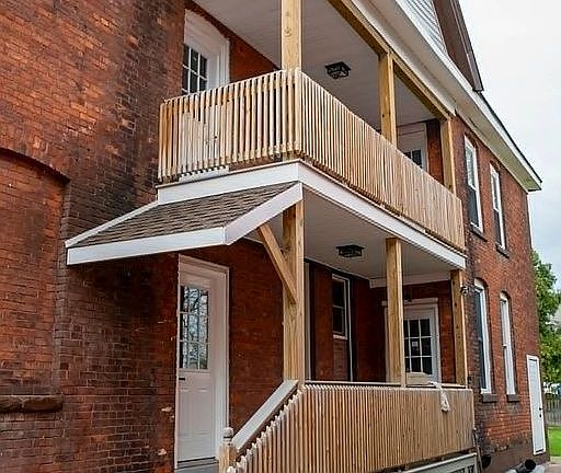 4th image of 767 Rutger St