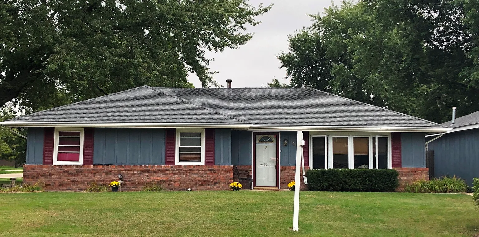 1252 Susan St photo 1