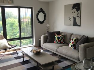 4920 Park Ave #303, Weehawken, NJ 07086