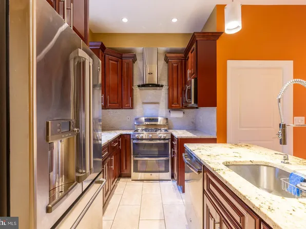 235 W Jefferson St, Philadelphia, PA 19122