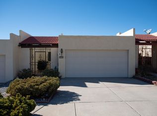 1015 Omaha St NE, Albuquerque, NM 87112