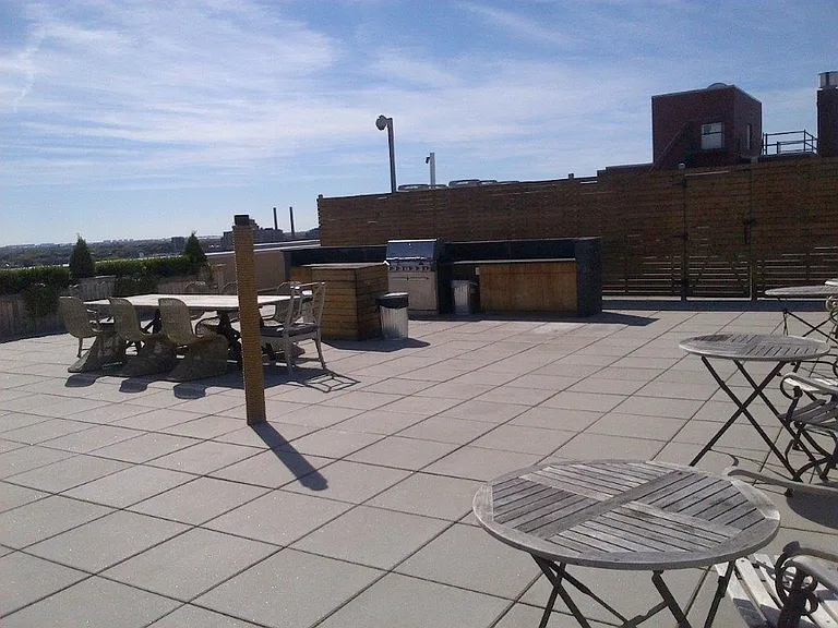 301 Sullivan Pl #5H — Photo 9
