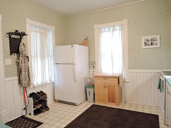 Kitchen c