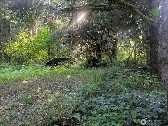 4th image of 63323 W Cascade Way #D3-19