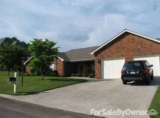 3020 Champions Dr, Maryville, TN 37801