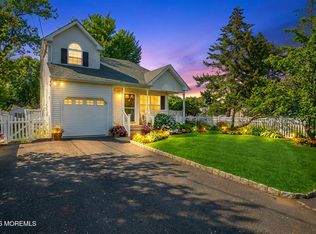 1706 Winston Dr, Wall Township, NJ 07719