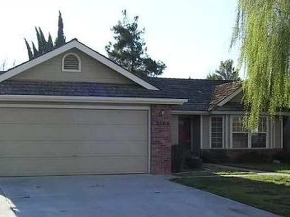 2186 Cottonwood Ct, Hanford, CA 93230