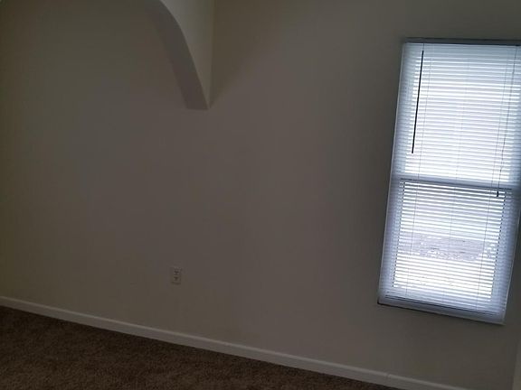 5th image of 529 Bowman Ave