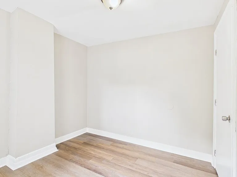 529 Harrison St #B — Photo 22