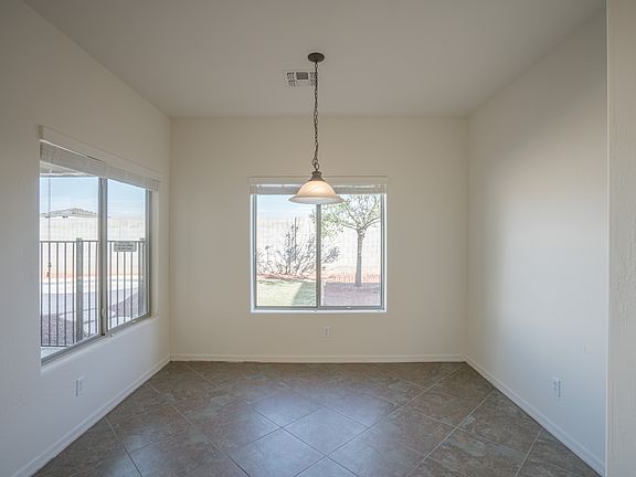 3rd image of 16722 W Lariat Ln