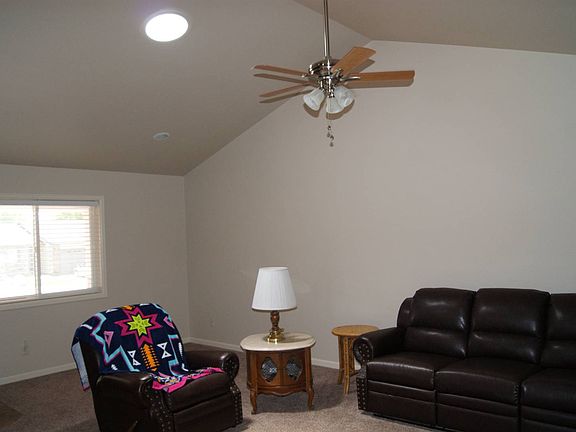 2nd image of 2531 Knadler St