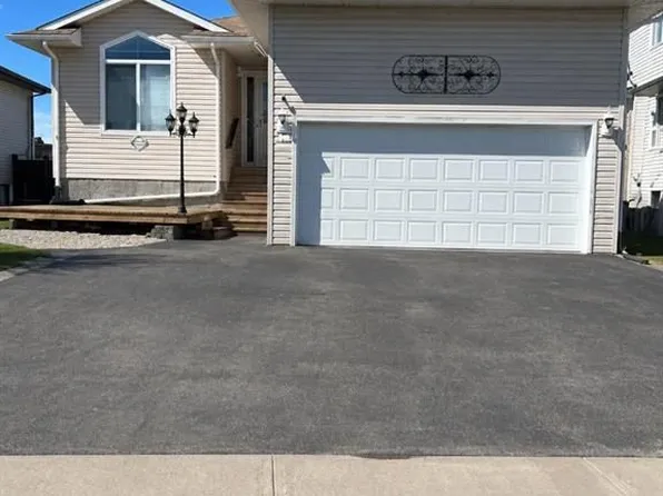 10244 97th St, Sexsmith, AB T0H 3C0