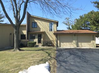 2S644 Enrico Fermi Ct, Warrenville, IL
