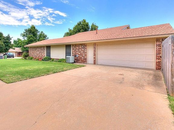 5th image of 216 E Platt Dr