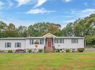 31 Whitewood Dr, Shelton, CT 06484