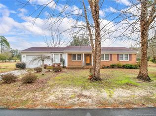 201 Gordon St, Salemburg, NC 28385