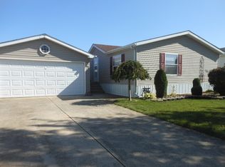 242 Poppy Ln, Matteson, IL 60443