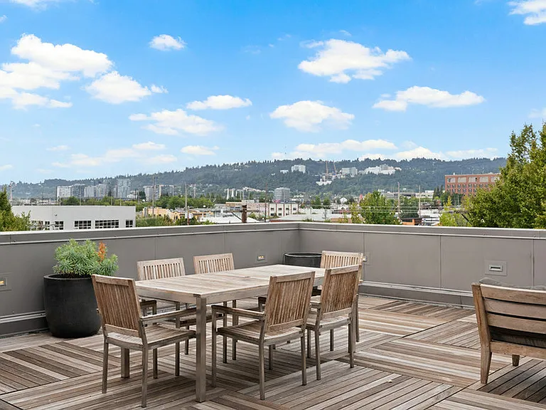 Rooftop Deck