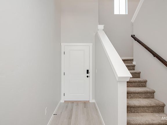 3rd image of 1518 Swissvale Pl