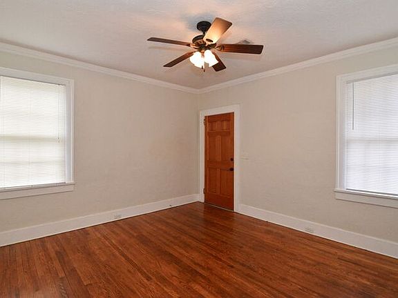 4th image of 2136 1/2 McDowell St #2022