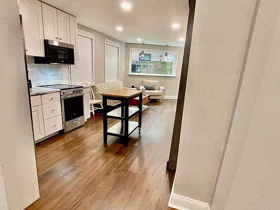 Quiet location in rear of the building