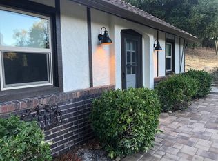 100 Todo El Mundo, Woodside, CA 94062