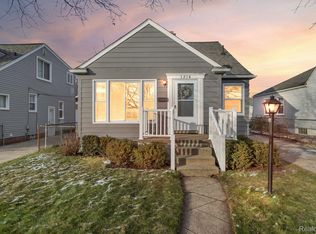 1210 Columbia Rd, Berkley, MI 48072