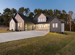 761 New South Ct, Wellford, SC 29385