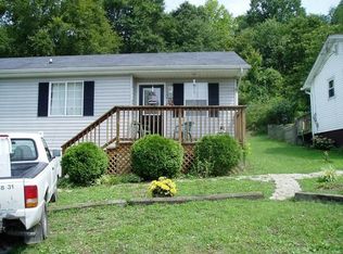 21 Ballard Rd, South Charleston, WV 25309