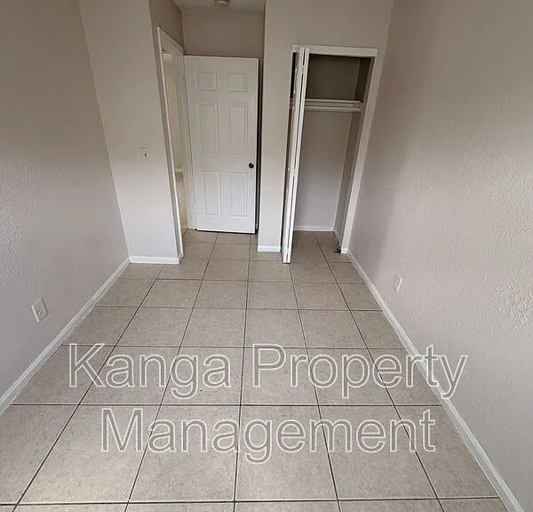 1618 W 26th Ct #A — Photo 13