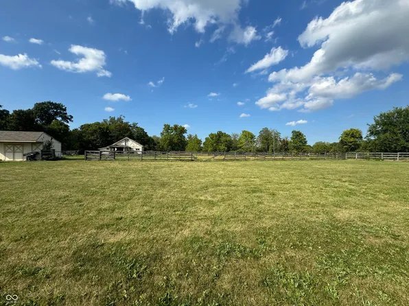 6410 E 106th St, Fishers, IN 46038