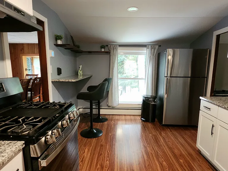 93 Reservoir Rd — Photo 8