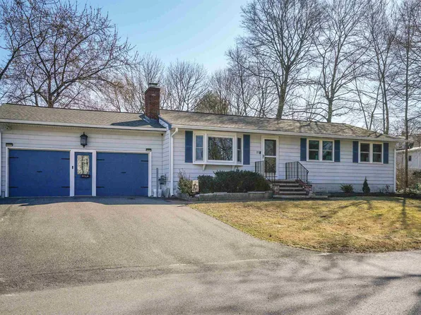 31 Morningside Drive, Nashua, NH 03060