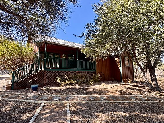 4th image of 451 Wegener Trail