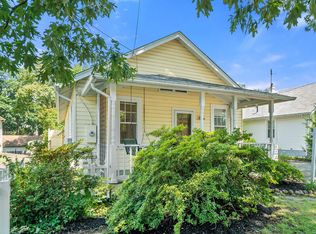 4007 9th St S, Arlington, VA 22204
