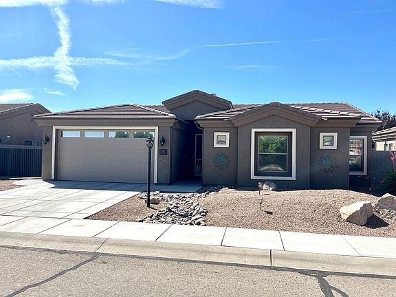 3rd image of 2448 Cliff Rose Way