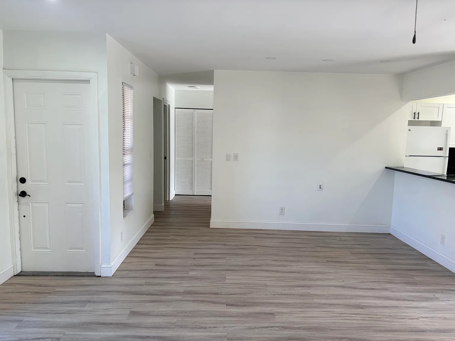 2 bed, 2.0 bath, 1045 sqft, $2,000 — Photo 4