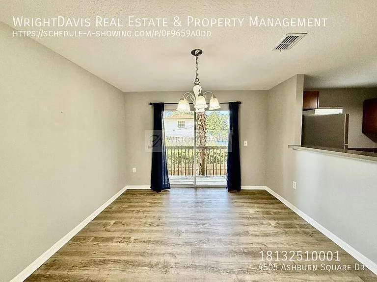 4505 Ashburn Square Dr — Photo 12